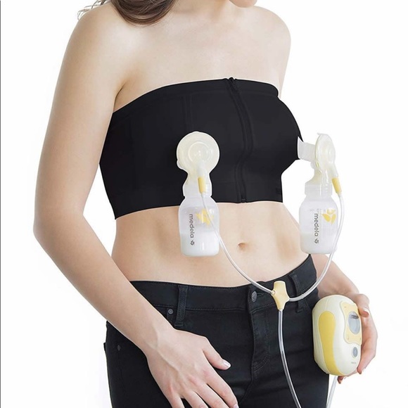 Medela Easy Expressions hands free pumping bras (set of 2, size M) - Picture 1 of 3